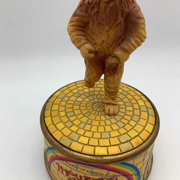 Vintage Enesco The Wizard of Oz Cowardly Lion Music Box NOT Working - Picture 7 of 10
